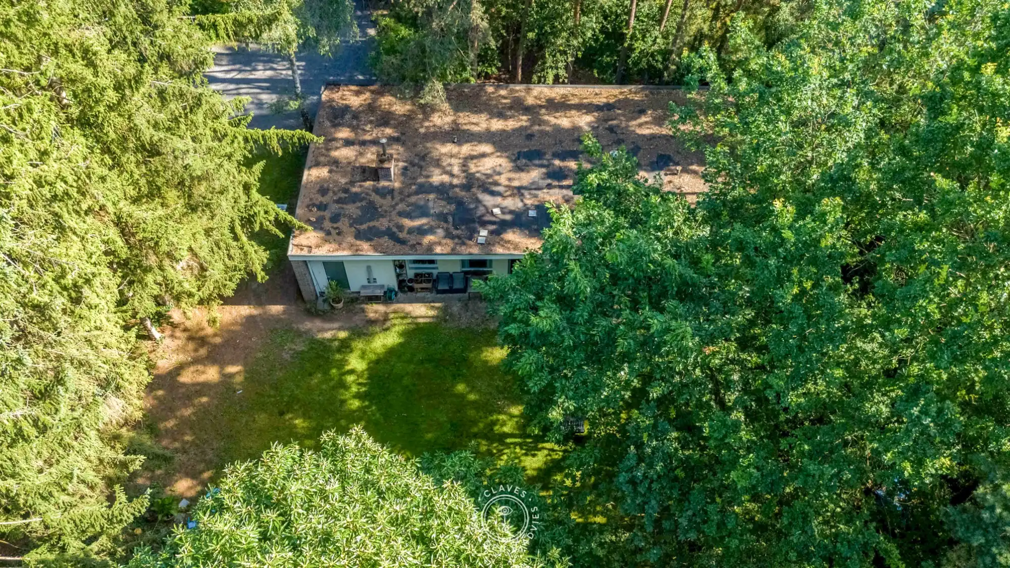 Potentiële parel om betoverend te wonen foto 26