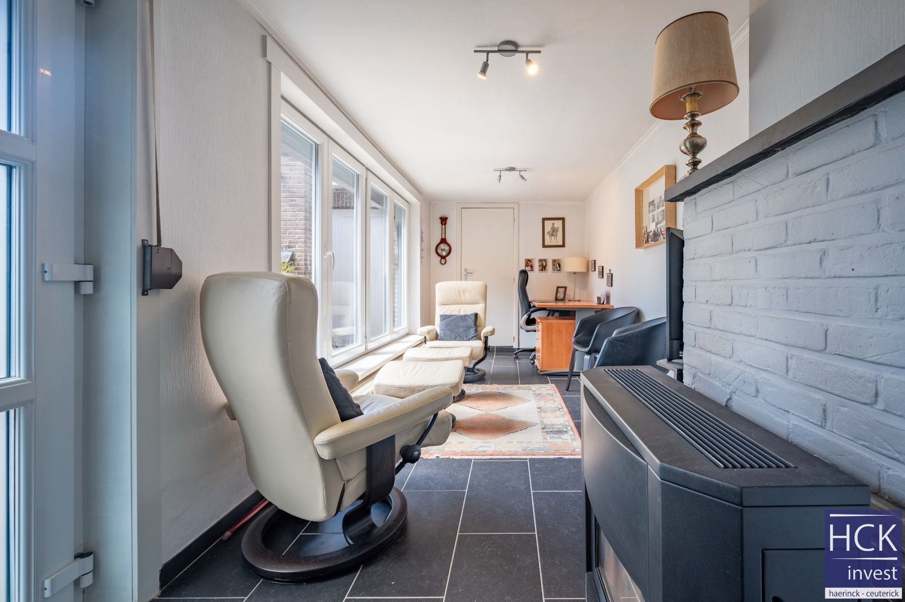 DEINZE - Alleenstaande villawoonst met 3 SLPK, tuin en garage foto 8