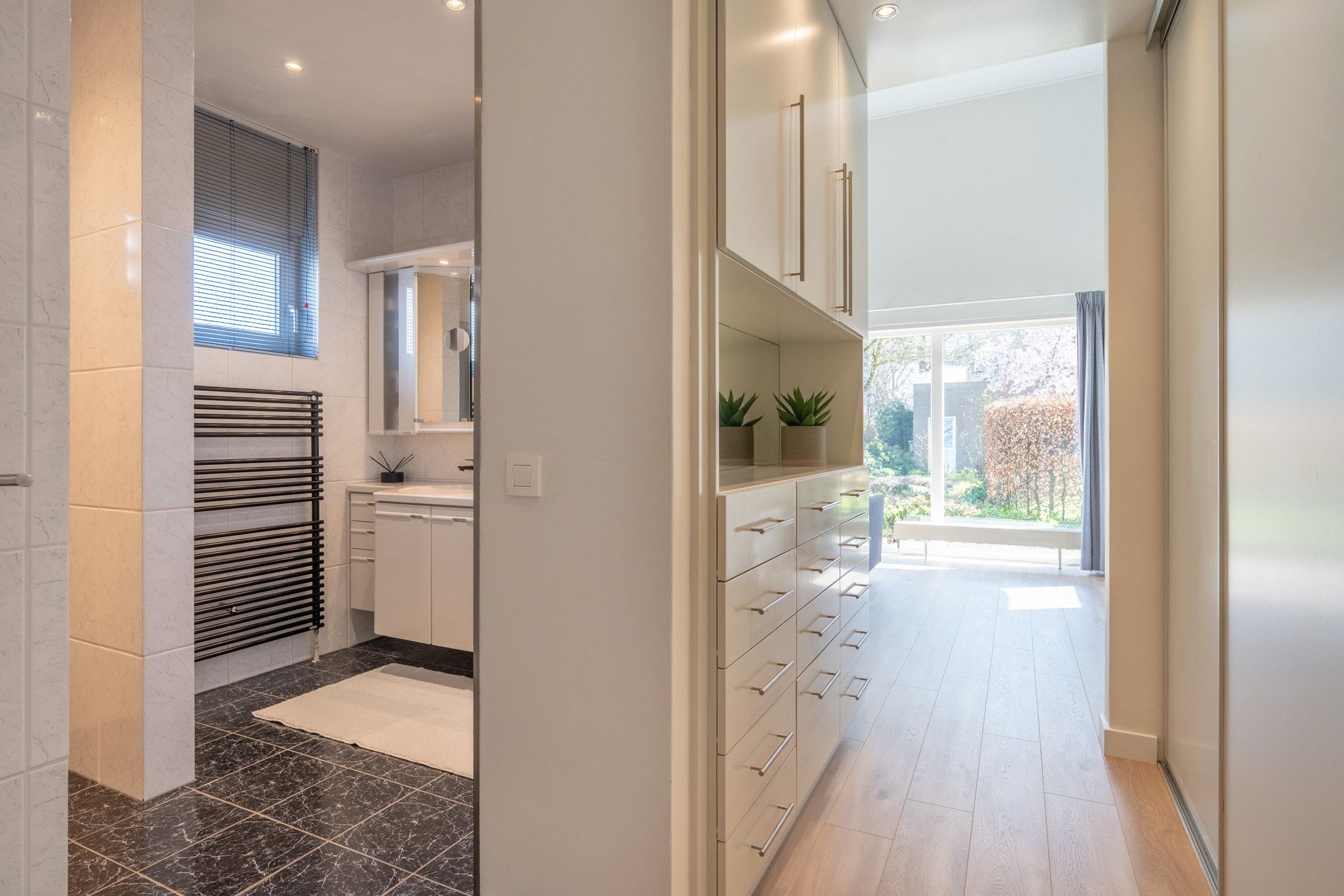 Unieke instapklare villa op 1500 m² te Oud-Turnhout foto 16