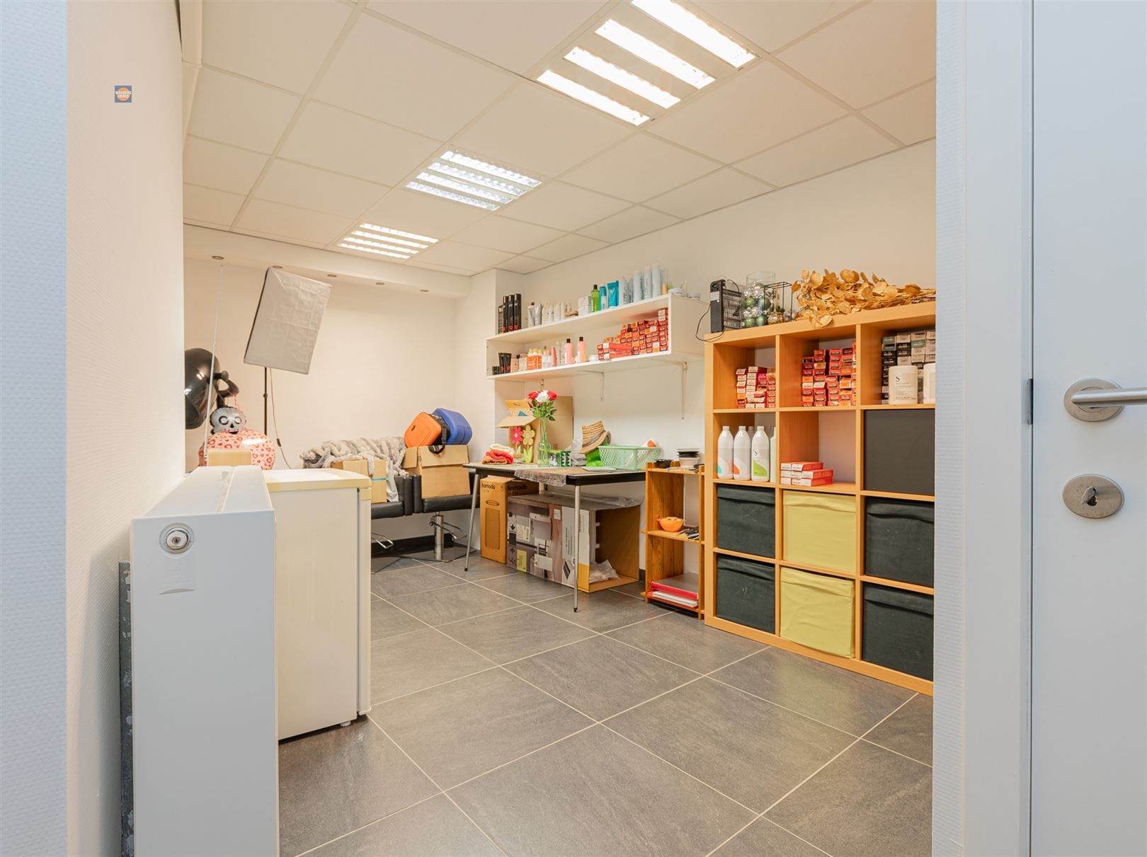 Unieke handelsruimte in het hart van het dorp foto 5