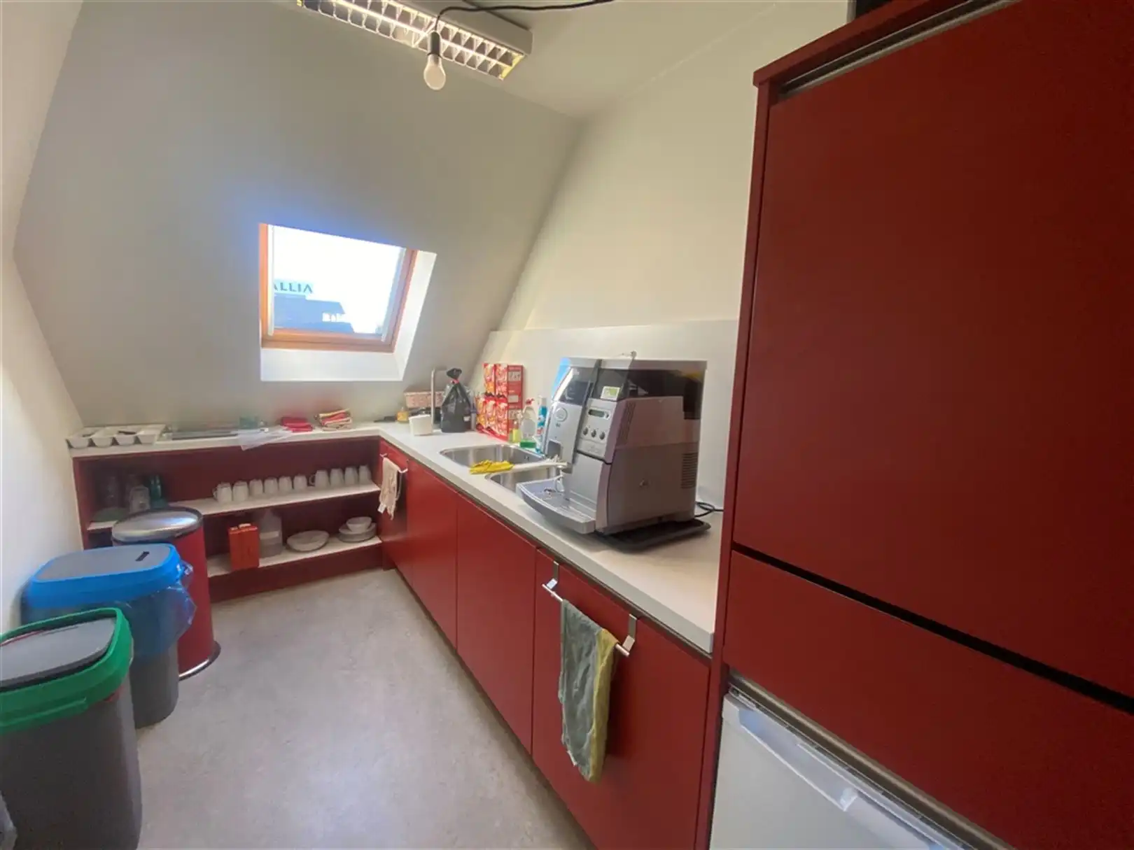 Comfortabele kantoren op zichtlocatie aan het klaverblad in Sint-Denijs-Westrem foto 9