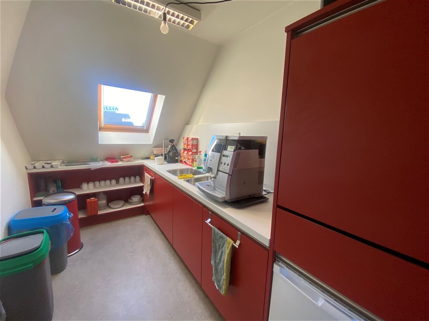 Comfortabele kantoren op zichtlocatie aan het klaverblad in Sint-Denijs-Westrem foto 9