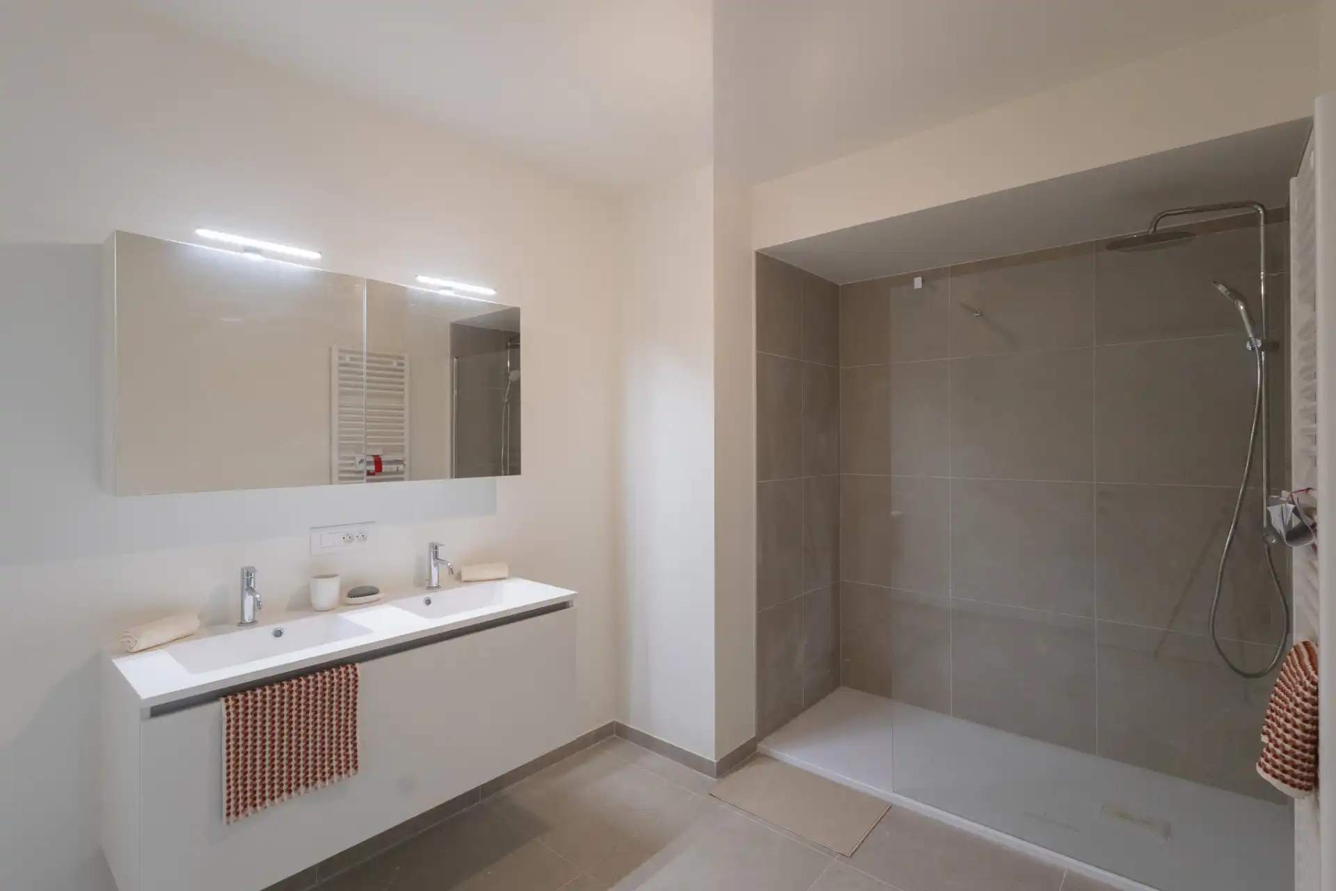 Nieuwbouw 2-SLK appartement foto 11