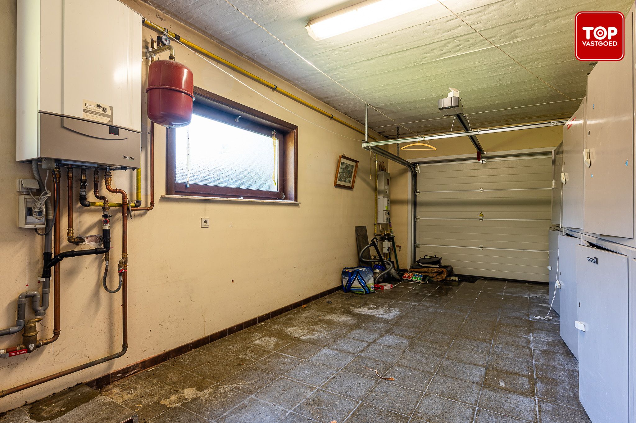 Op te frissen woning met 5 slaapkamers in het rustige Vinderhoute foto 14