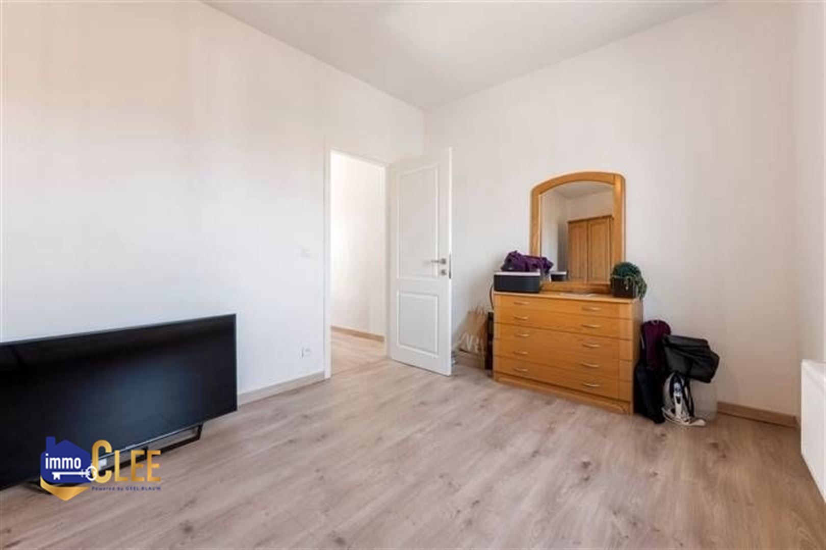 Landelijk gelegen, instapklare woning met 3 slaapkamers en tuin met uitzicht op het Haspengouws groen foto 13