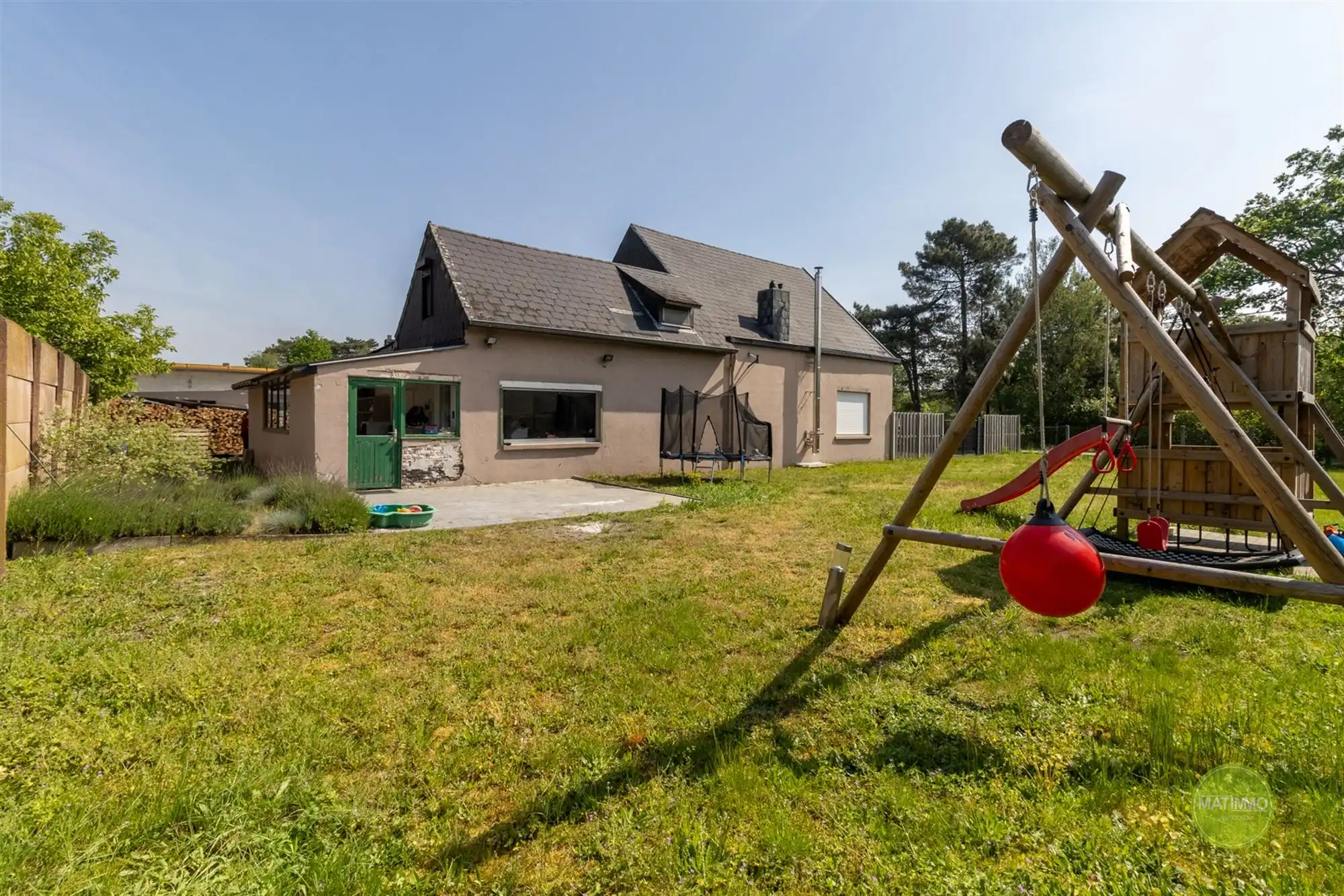 Ruime woning met 5 slaapkamers te Meerhout foto 2