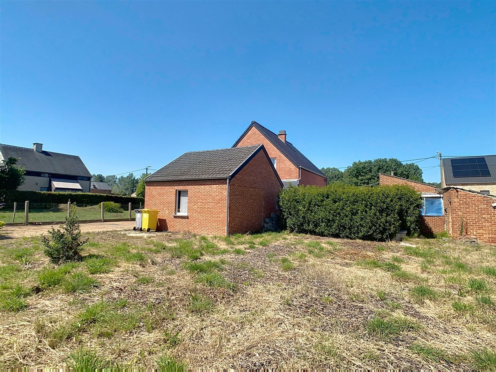 Eengezinswoning, 3 slpks, tuin, koer, garage, 6a 14ca foto 4