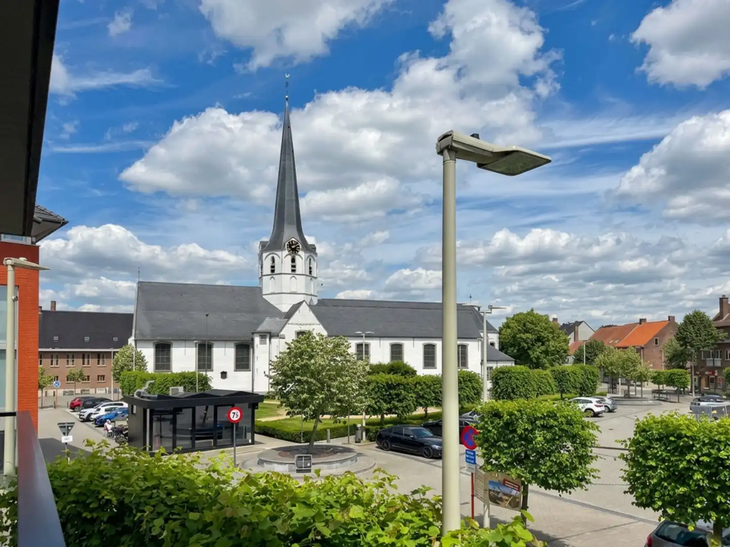 Energiezuinig top appartement met 2 slpk inclusief garagebox en berging te huur in Sleidinge foto 3