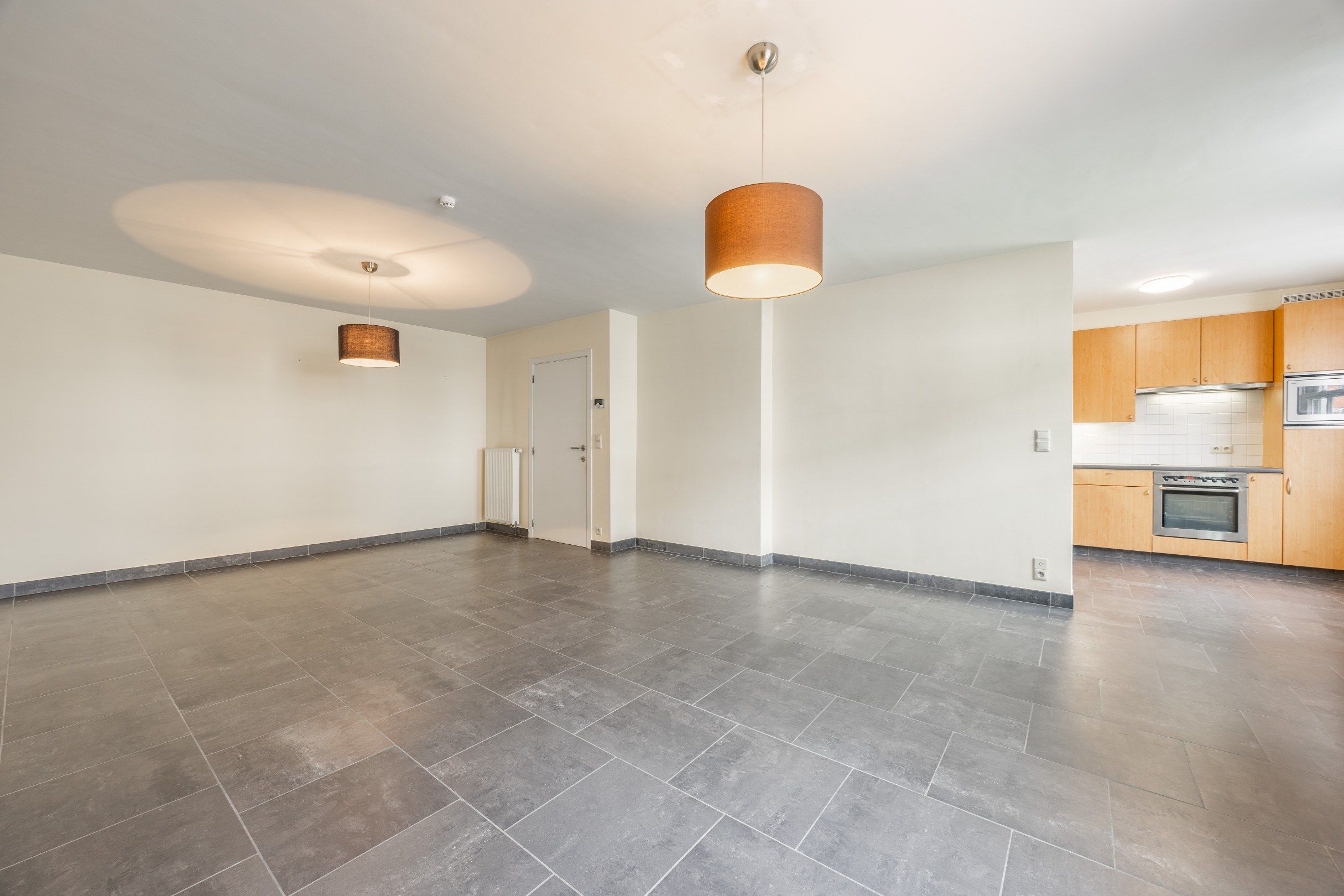 INSTAPKLAAR APPARTEMENT MET ZONNIG TERRAS foto 6