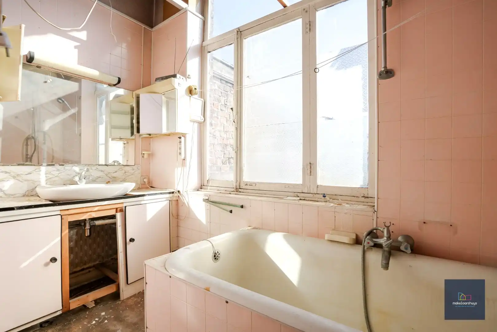 Ruim, te renoveren handelshuis te Gent   foto 8