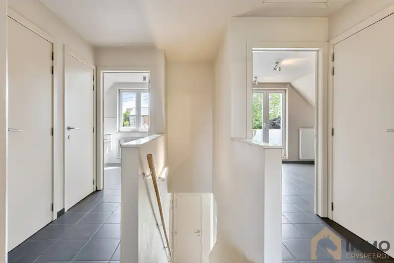 Te koop in Staden – Instapklare energiezuinige gezinswoning met garage, tuin en kelder foto 15