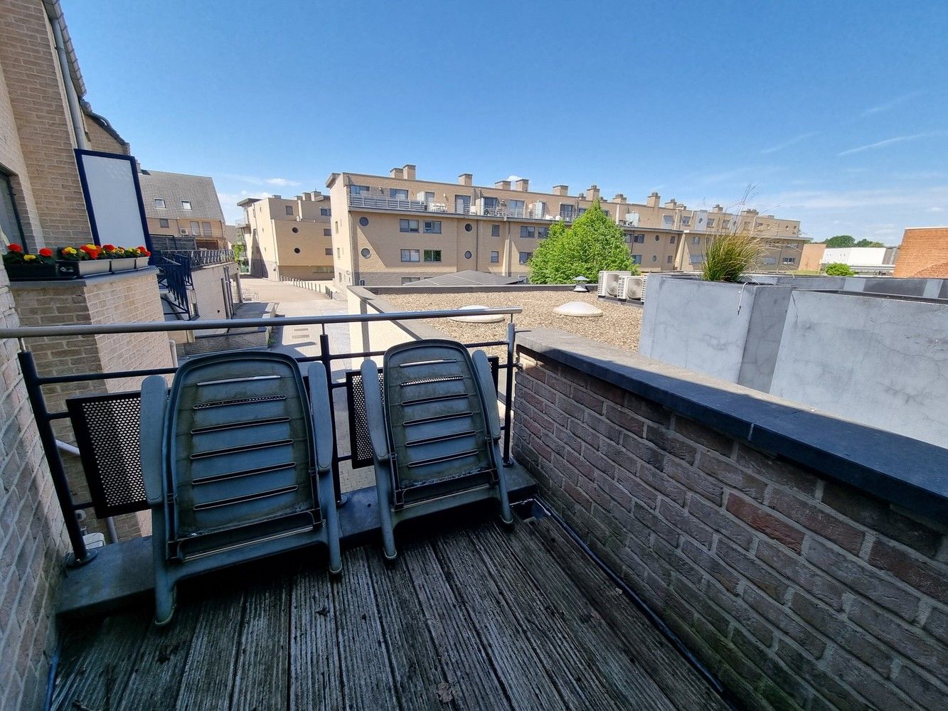 Uitstekend gelegen appartement met 3 slpks in het centrum van Zonhoven foto 20
