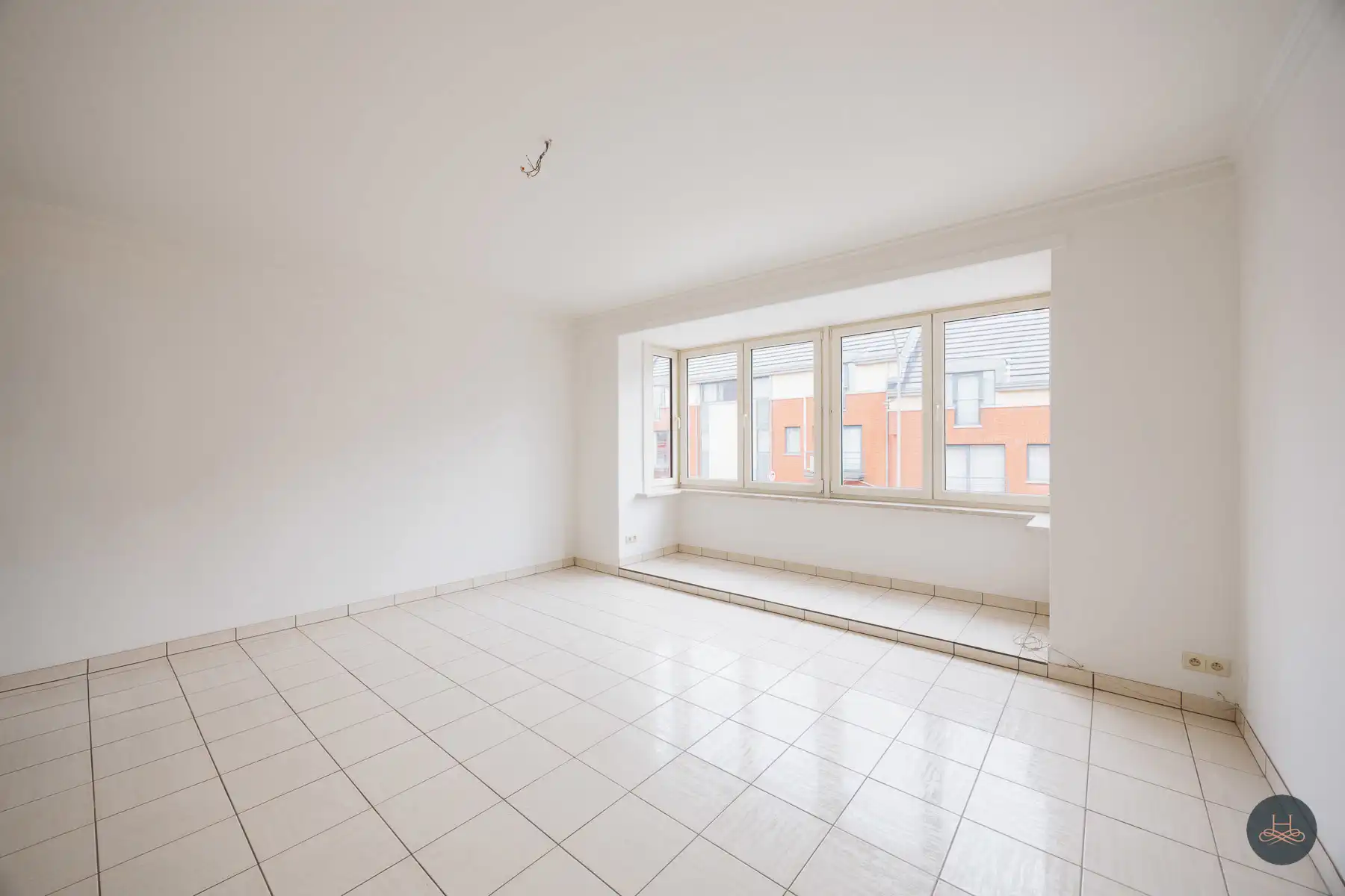 Gerenoveerde zuinige duplex met ruim terras, garage & kelder foto 4