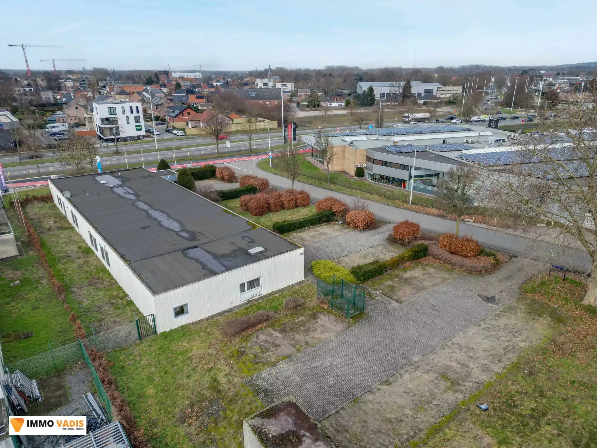 Magazijn in Sint-Truiden foto {{pictureIndex}}