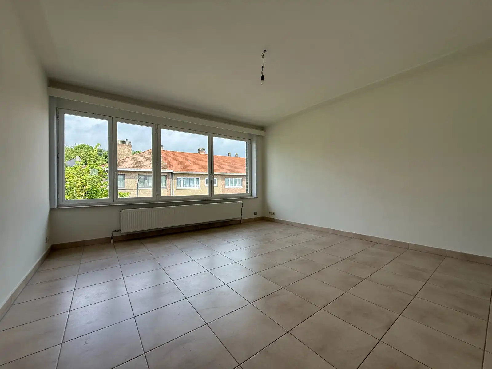 Instapklaar 2-slpk appartement met garage foto 2