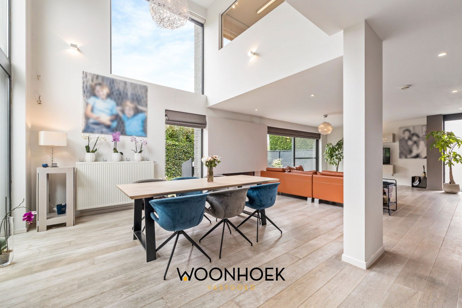 Luxueuze, 5 slpk-woning in kindvriendelijke wijk te Sint-Niklaas! foto {{pictureIndex}}