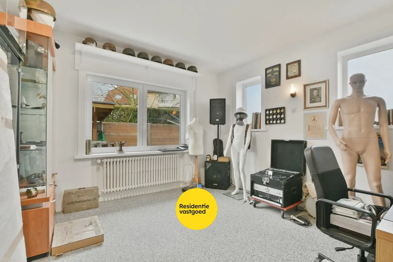 Instapklare en volledig gerenoveerde bungalow met 3 slaapkamers, tuin en garage vlak bij bos en centrum van De Haan foto 20