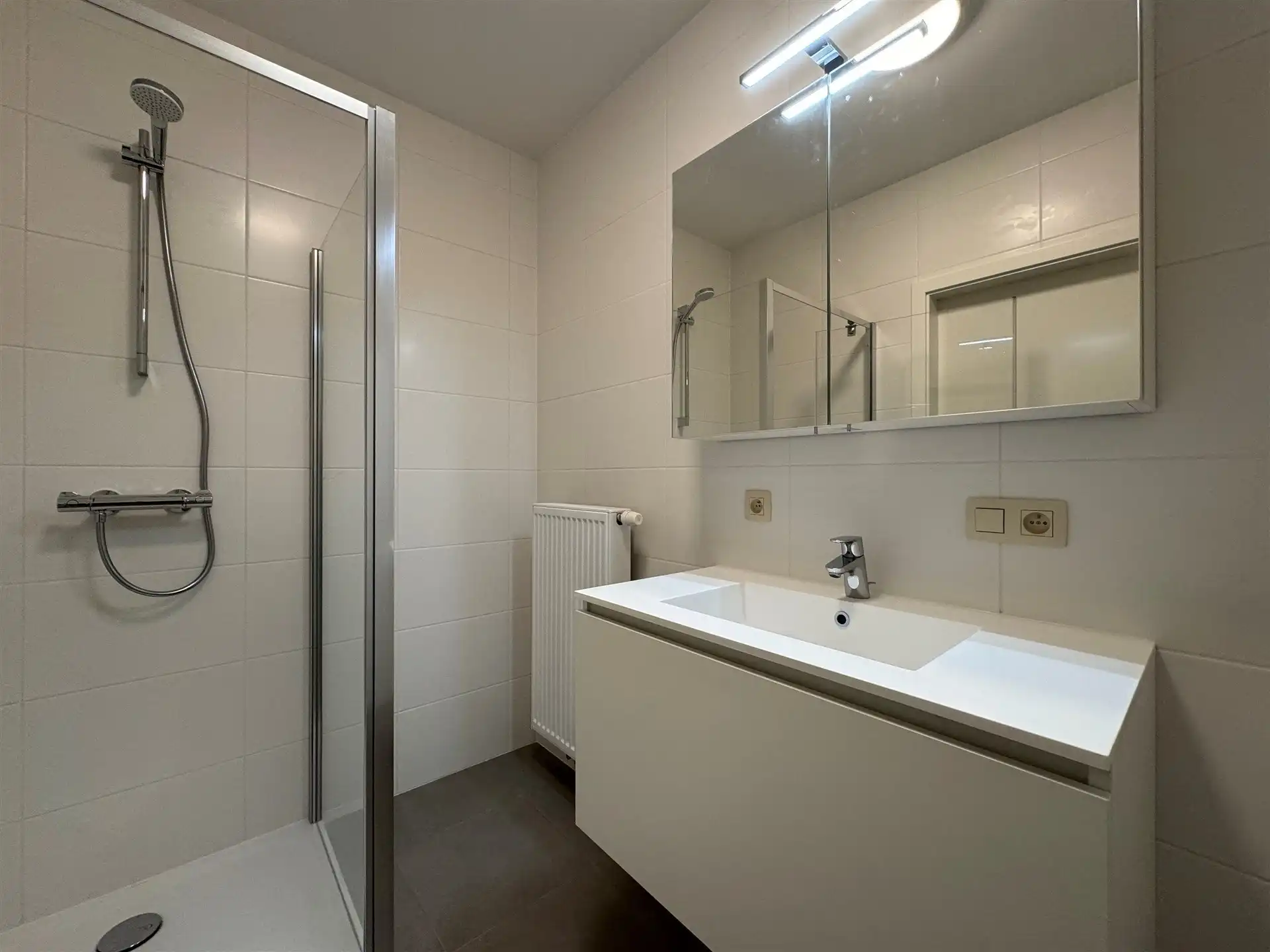 Gerenoveerd appartement met 3 slaapkamer op toplocatie  foto 16