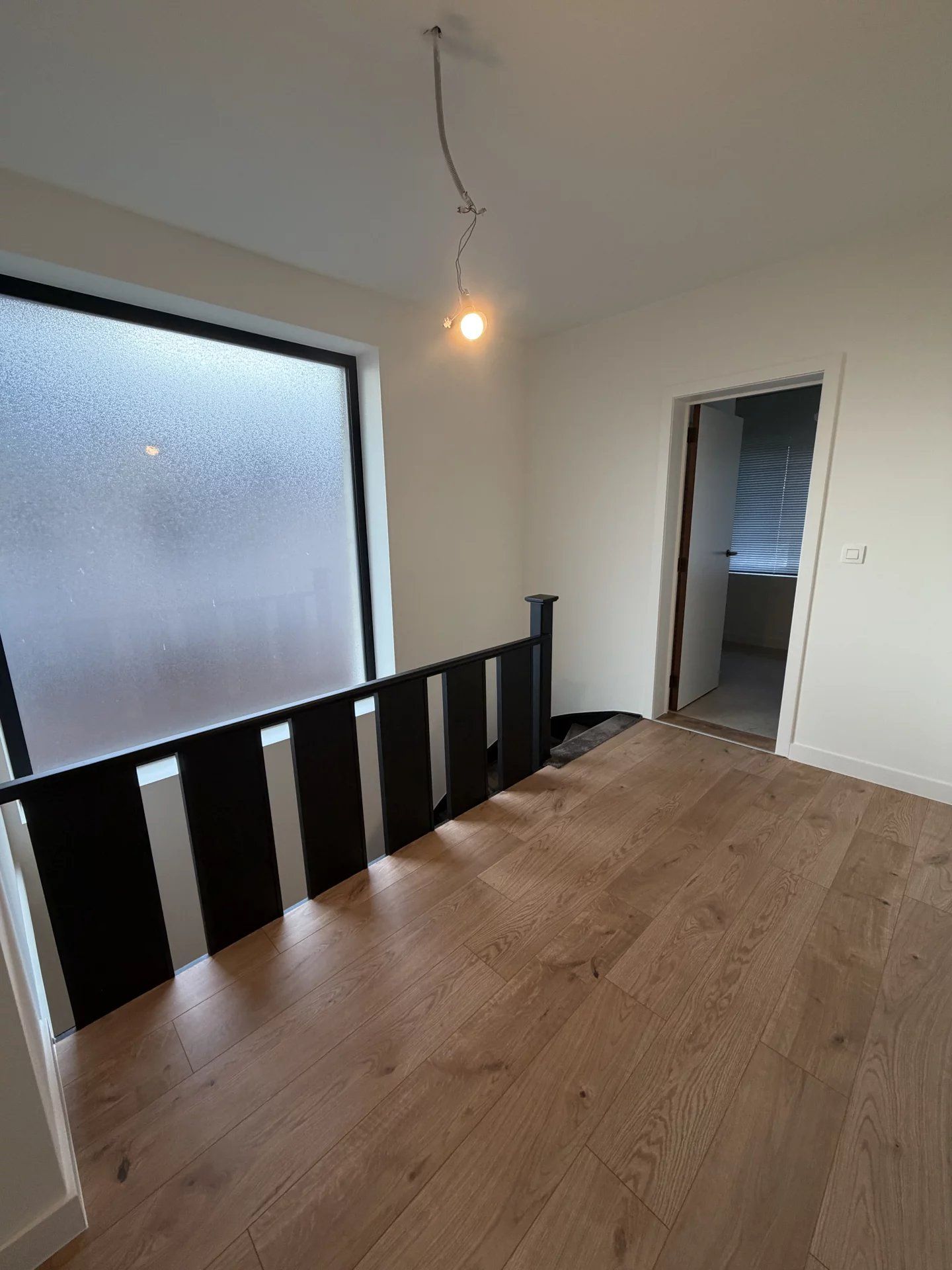 Prachtig gerenoveerde woning te Beringen foto 18