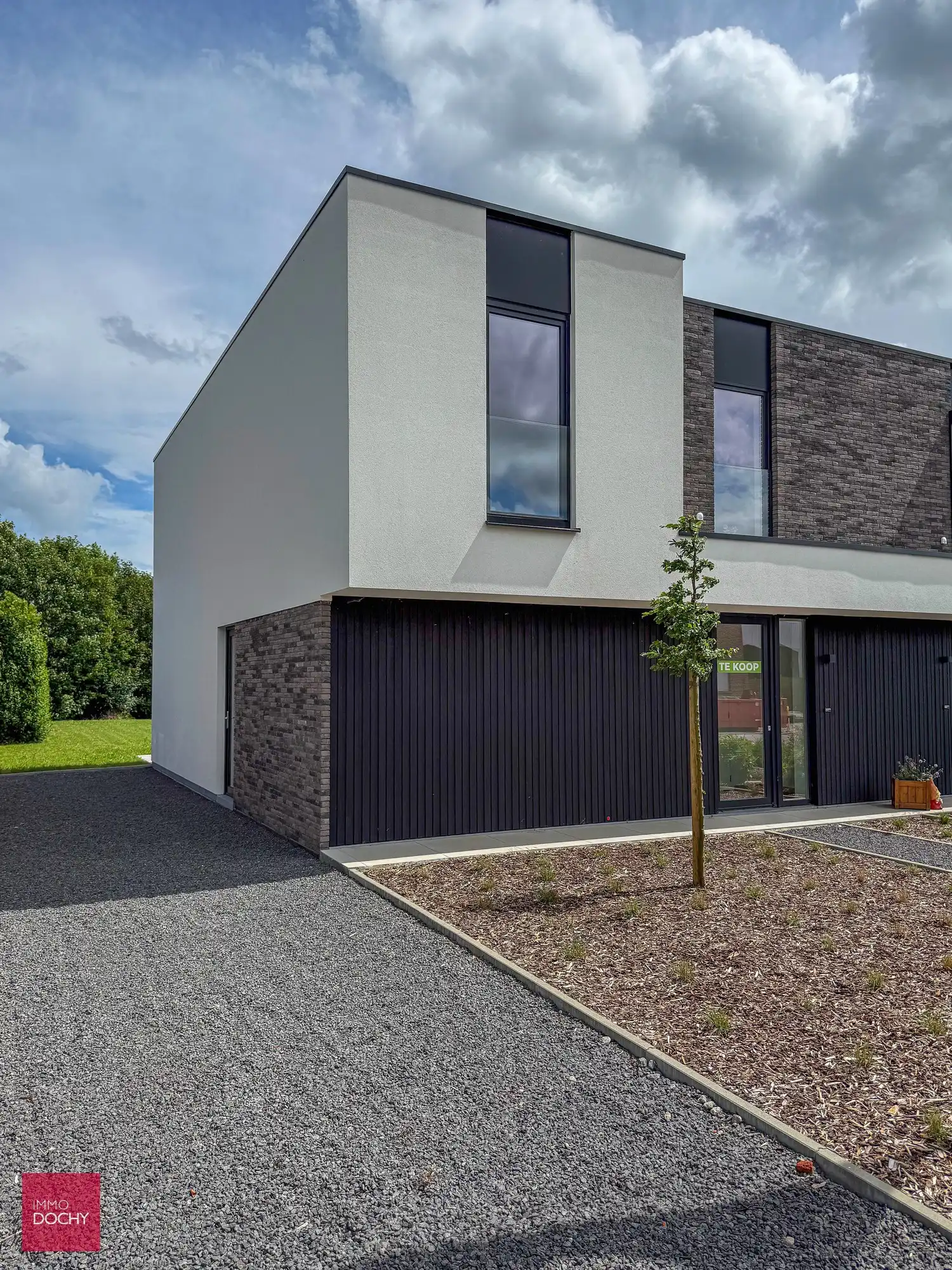Nieuwbouw half-open ENERGIEZUINIGE woning | Olsenestraat foto {{pictureIndex}}