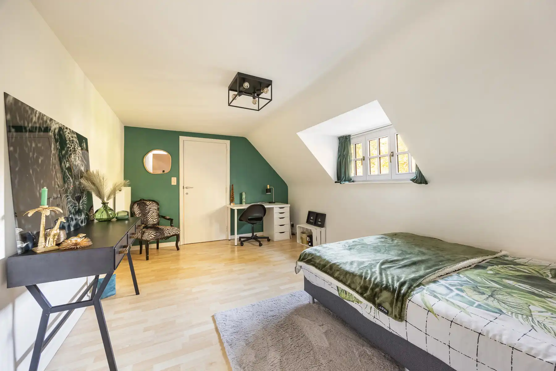 Karaktervolle villa, voorkant Schilde op ca. 1427 m² foto 18