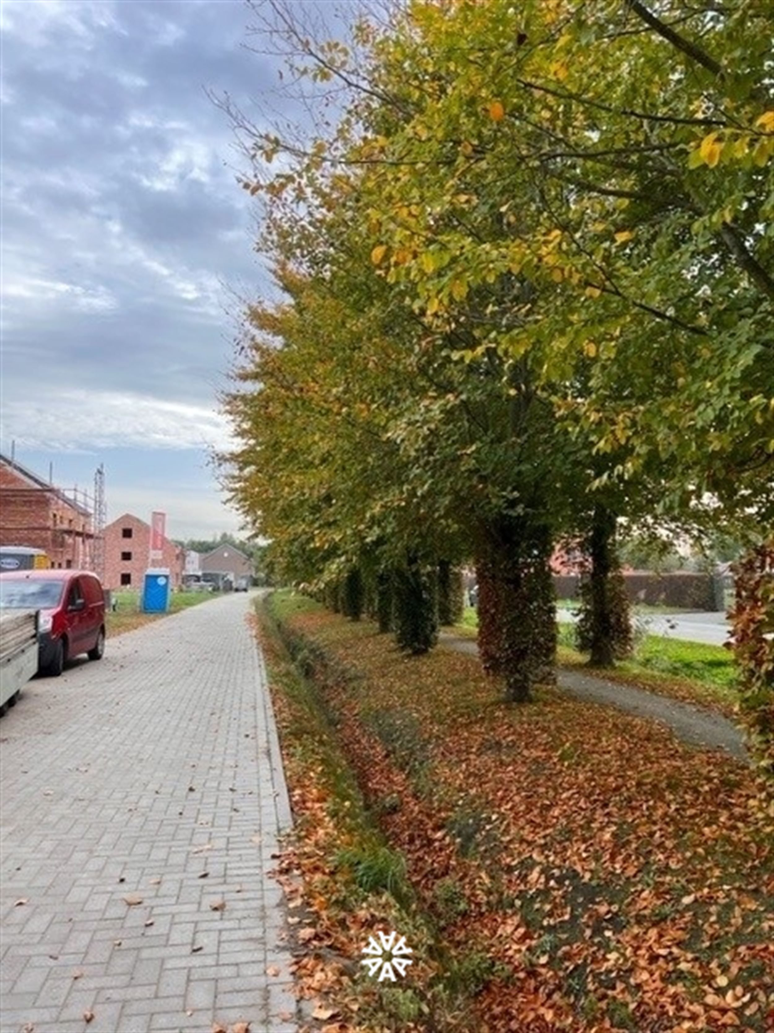 Uitstekend gelegen bouwgrond voor HOB in Waasmunster foto 9