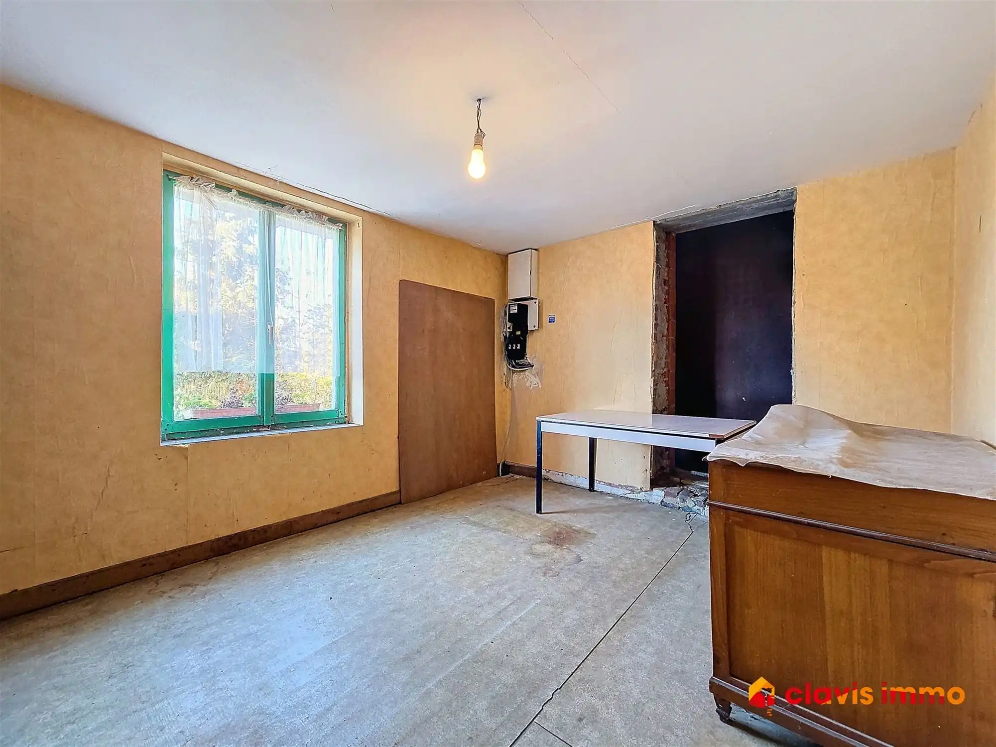 Volledig te renoveren woning met tal van mogelijkheden foto 9