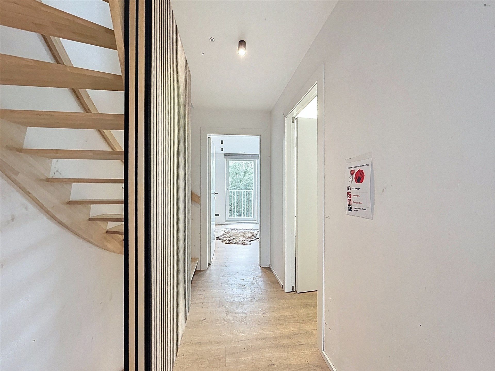 Recente woning met 4 slk en autostaanplaats op toplocatie foto 13