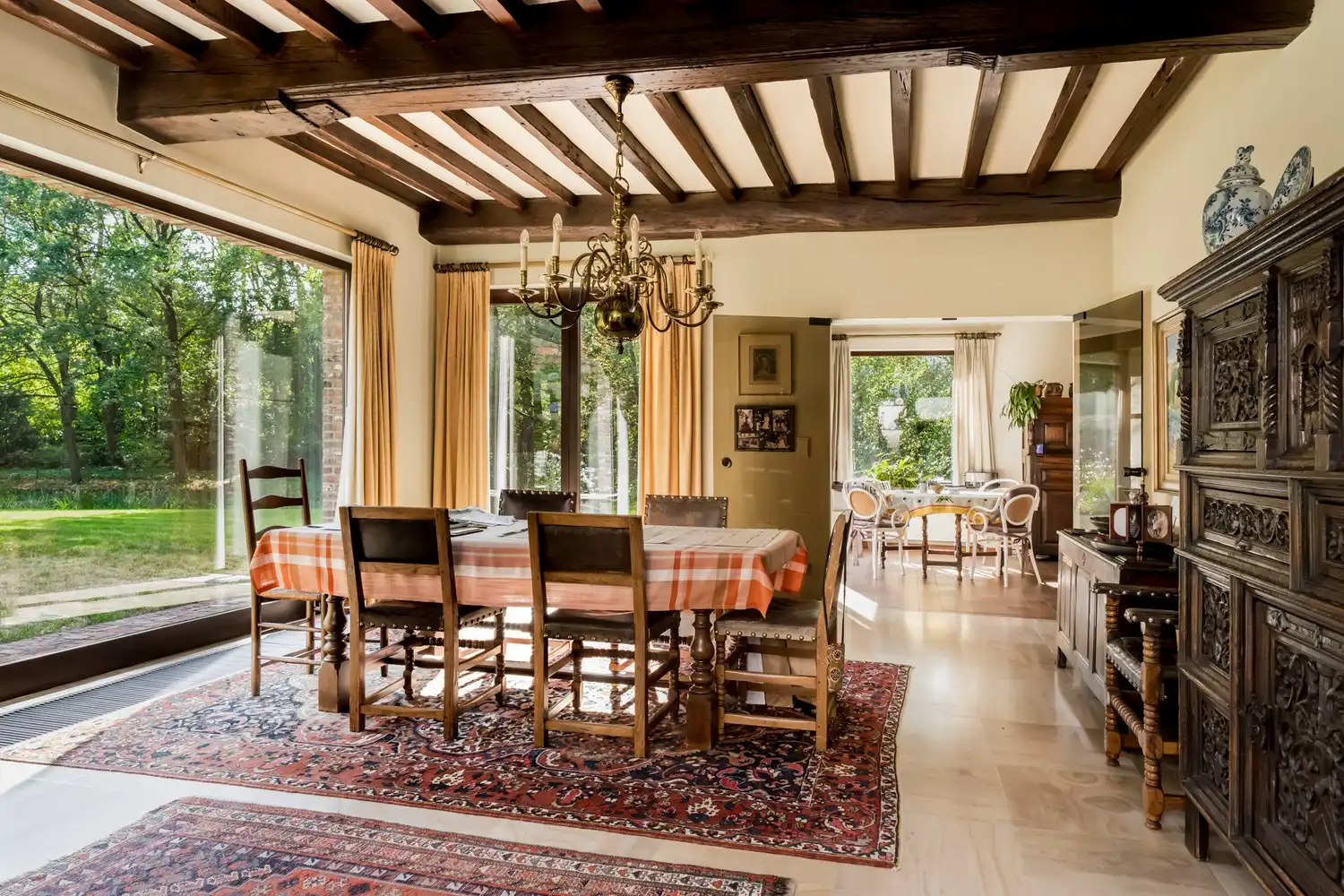 Prachtige villa te koop aan de Lembeekse Bossen foto 6