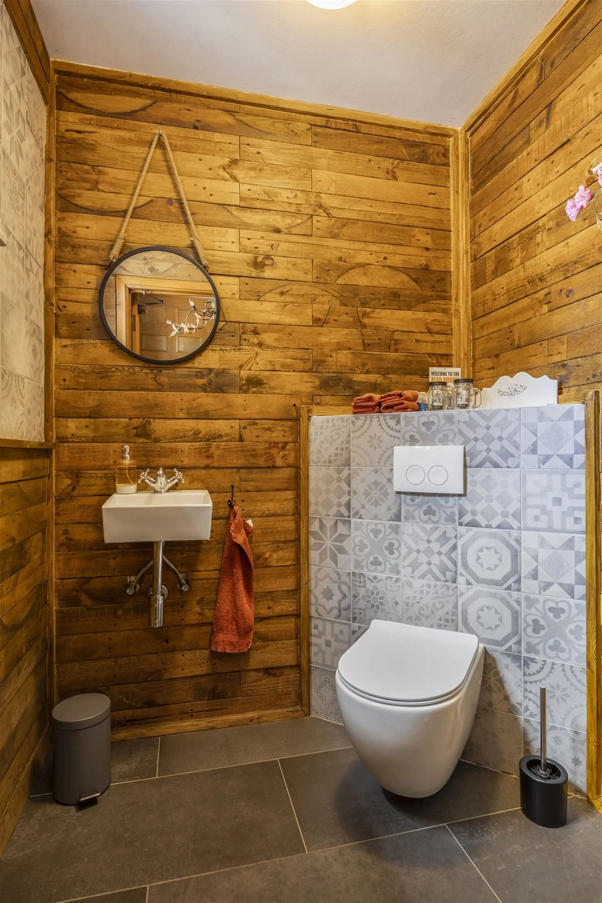 Verrassend ruime villa met klasse in een groene omgeving foto 74