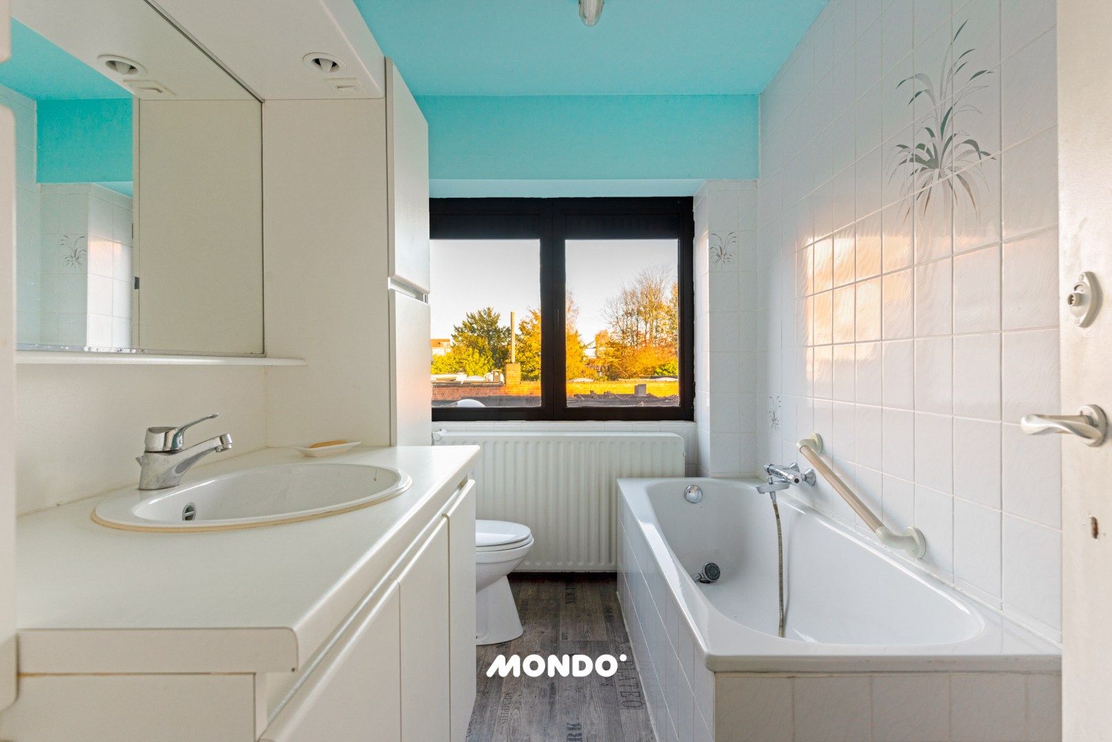 Veelzijdig handelspand met duplex in hartje Willebroek — uitstekende commerciële ligging. foto 25