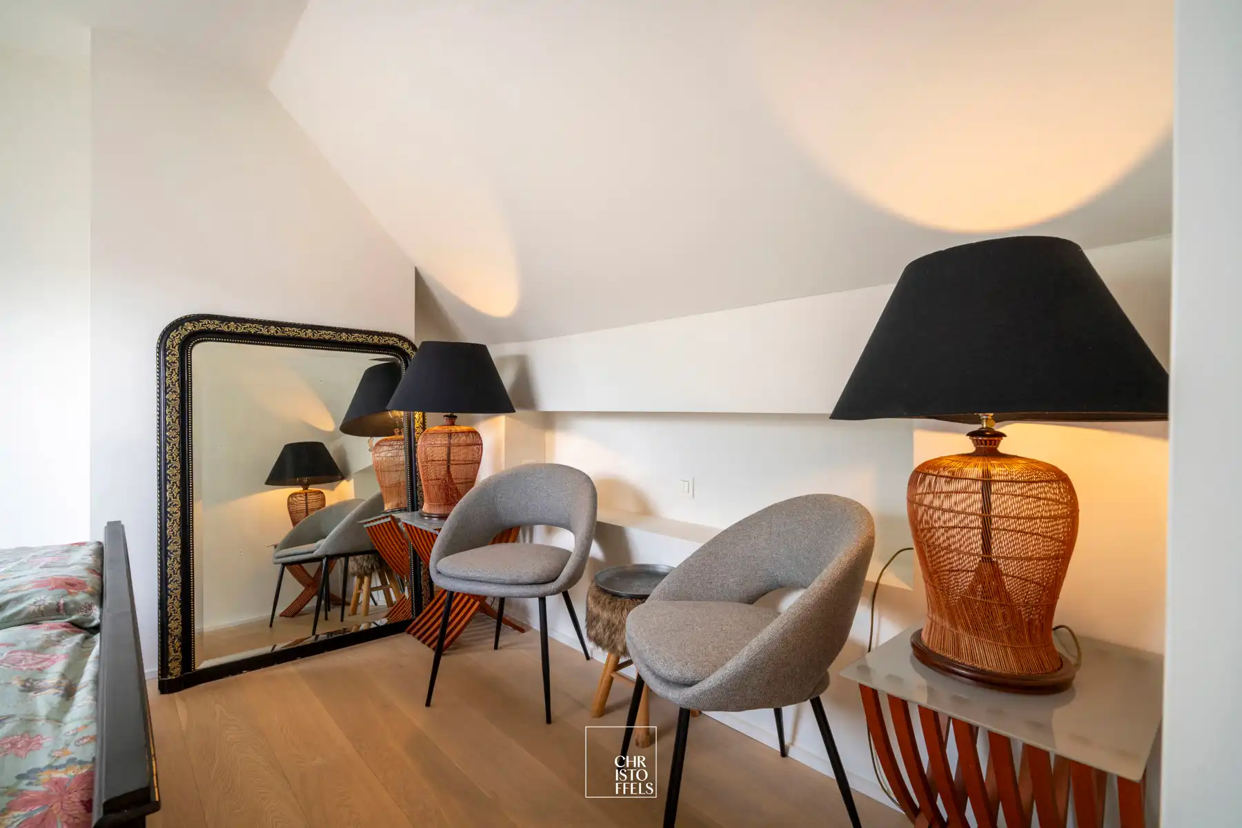 Luxe afgewerkte stadswoning (235m²) in domein Oud Rekem foto 13