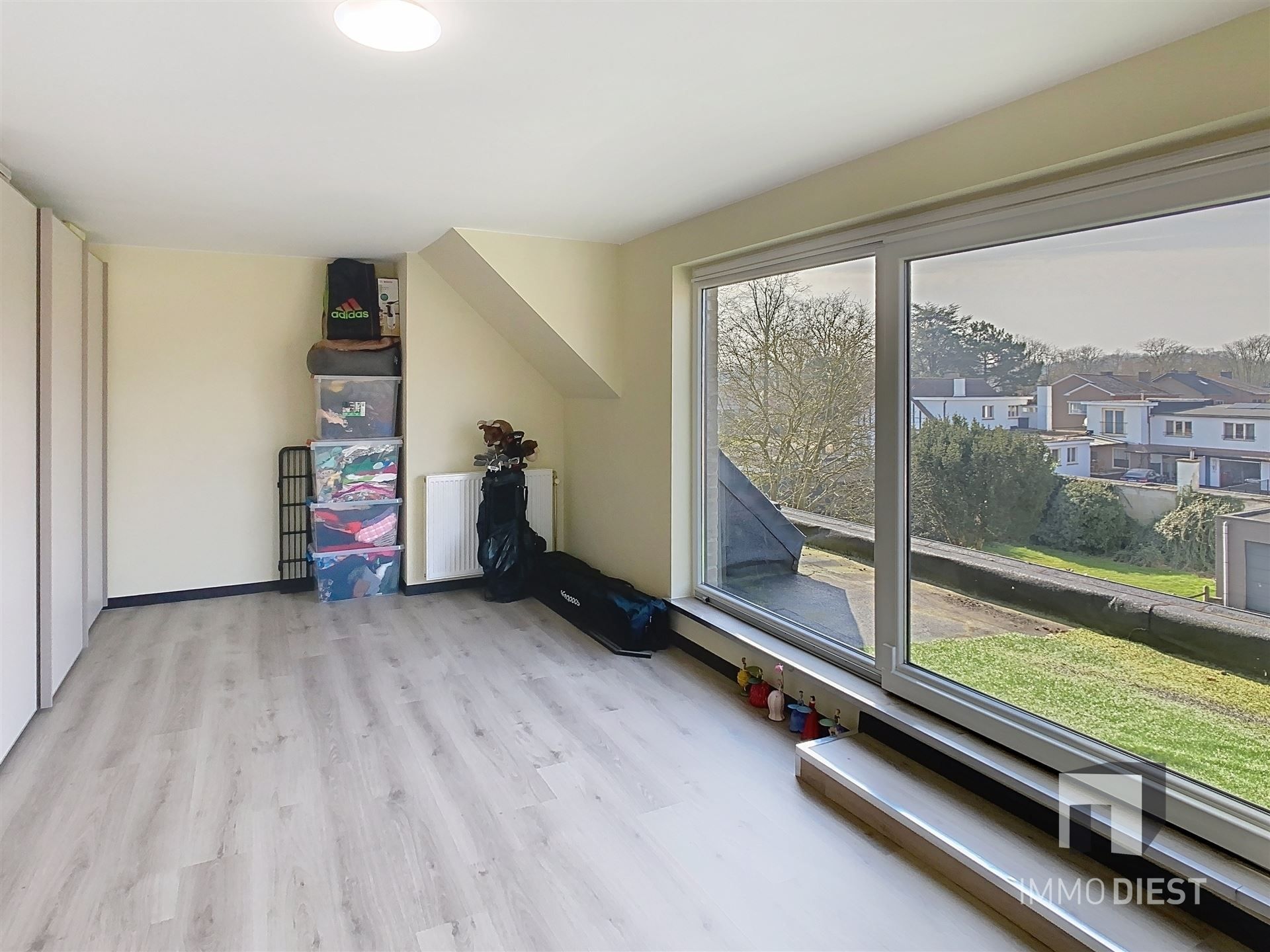 Ruime penthouse op 2de en 3de verdieping met 4 slaapkamers foto 12
