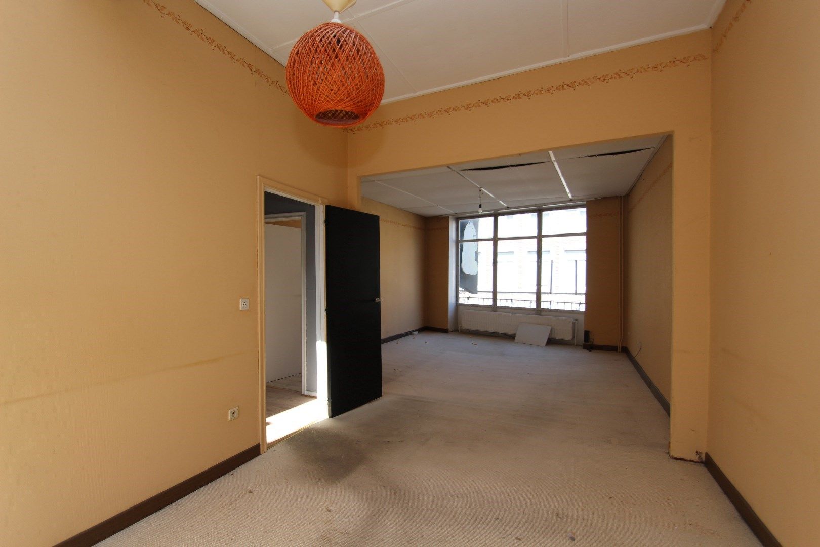 Grote woning met handelsruimte aan de Grote Markt van Tongeren foto 11