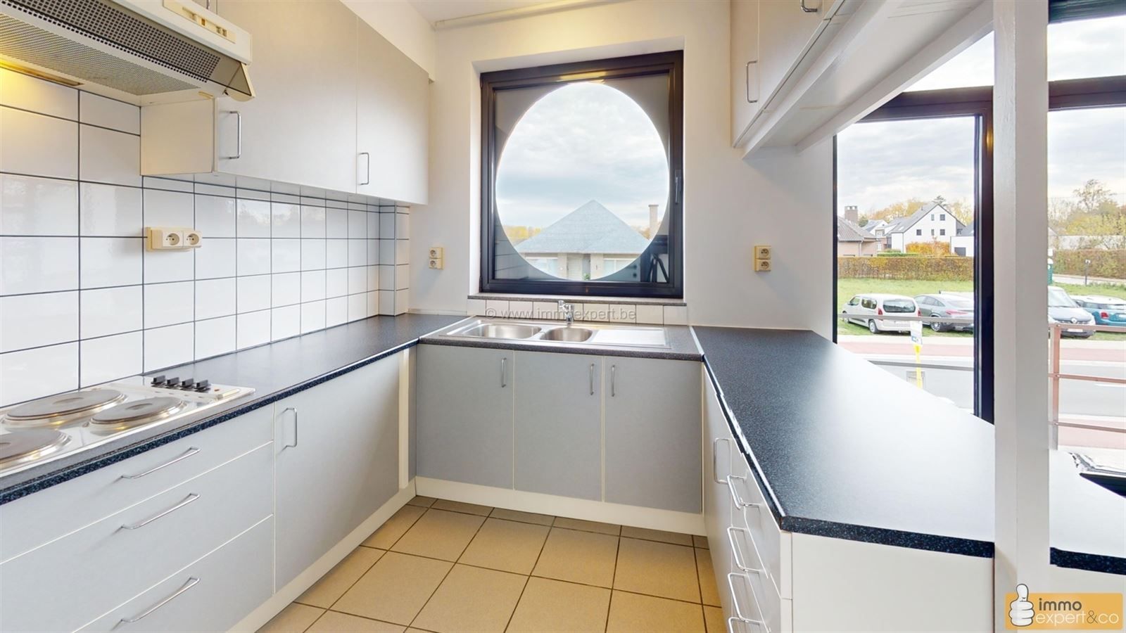 TERNAT: Woning centraal gelegen met 5 slpks en 2 badks foto 16