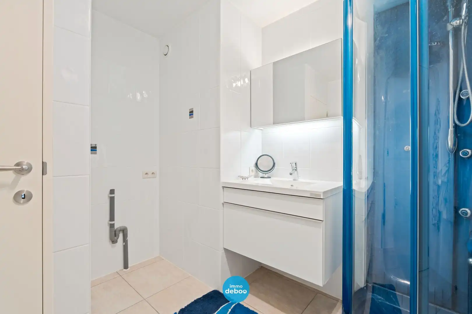 Ruim hoekappartement met zee- en havenzicht foto 14