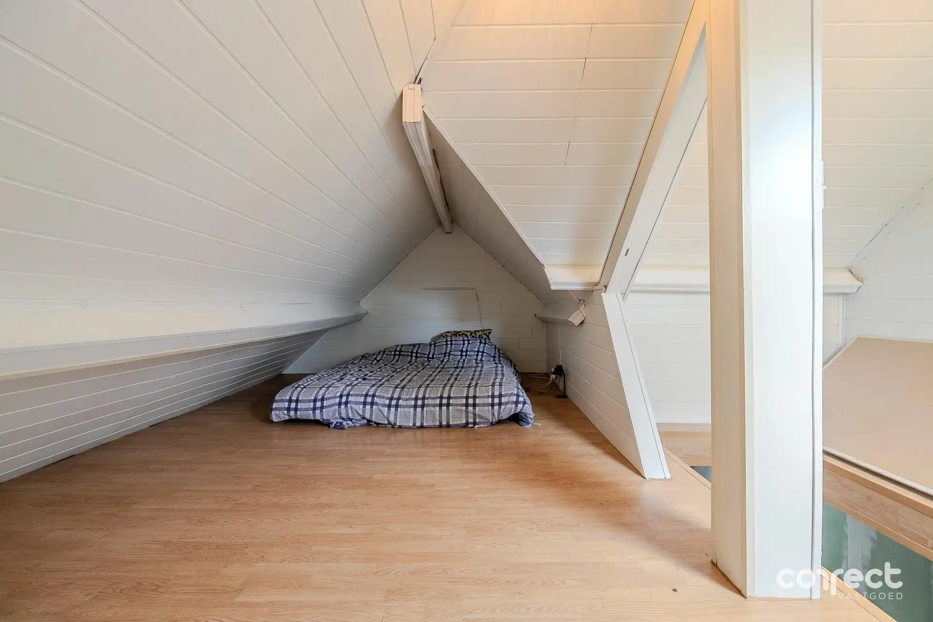 Charmante woning met tuin. foto 9