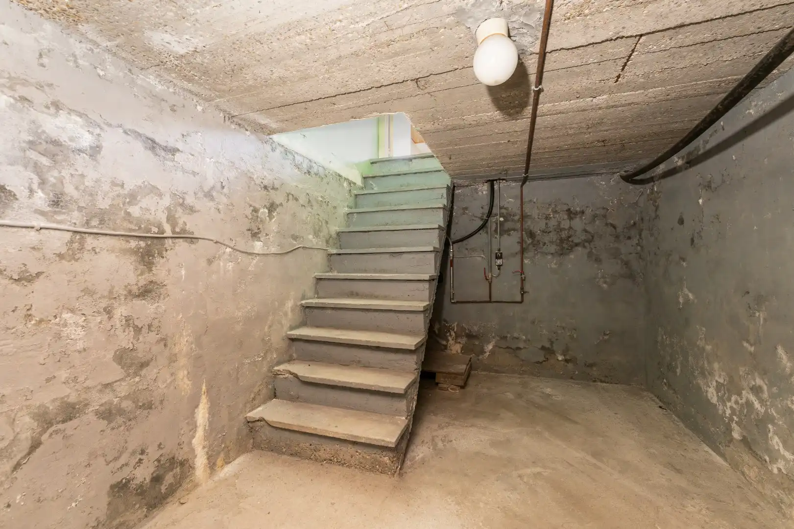 Halfopen blikvanger met grote tuin en 4 slaapkamers in rustige woonwijk in koekelare foto 11