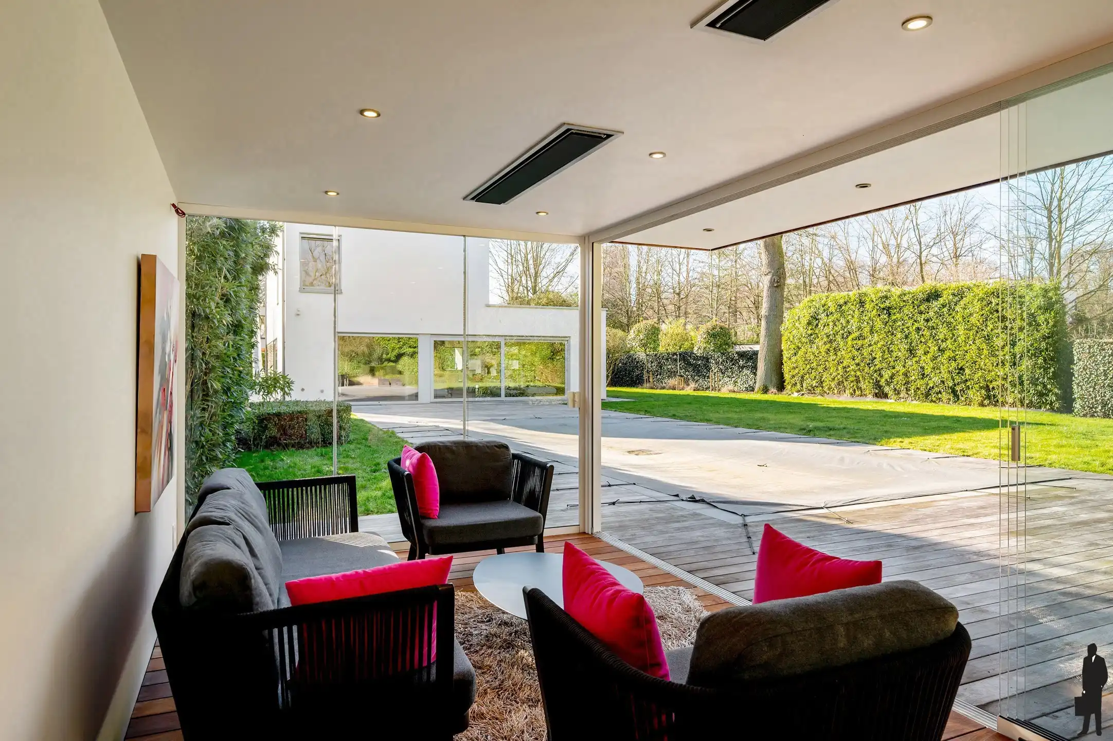 Moderne, vrijstaande villa op ca.1.380 m² met zwembad op toplocatie te Vriesdonk! foto 23