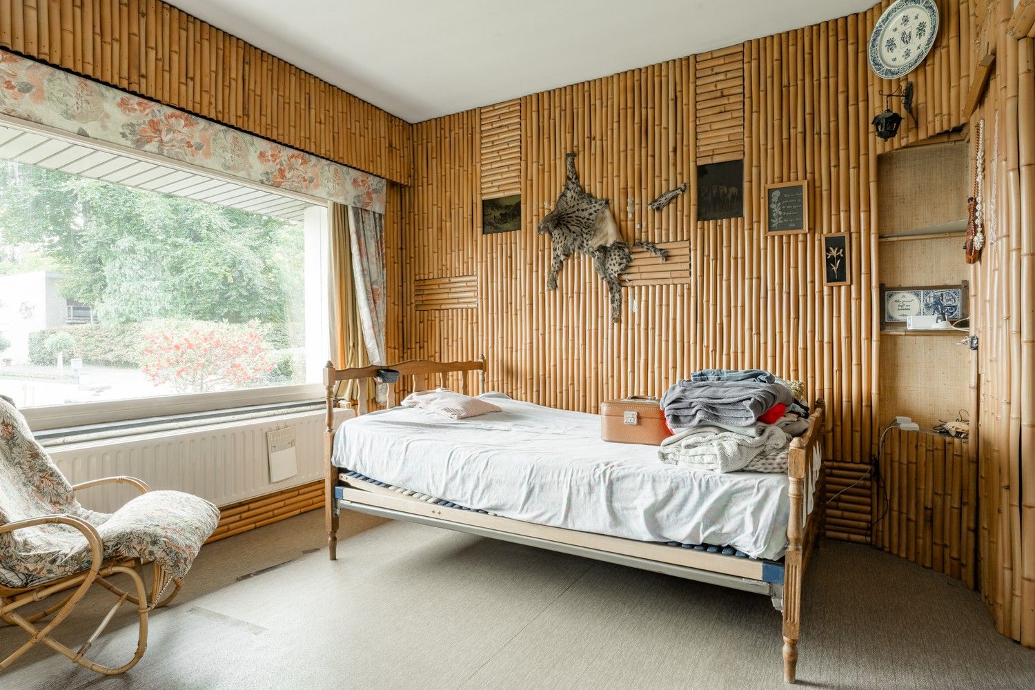 Karaktervolle woning met potentieel op toplocatie in het centrum van Hechtel foto 5