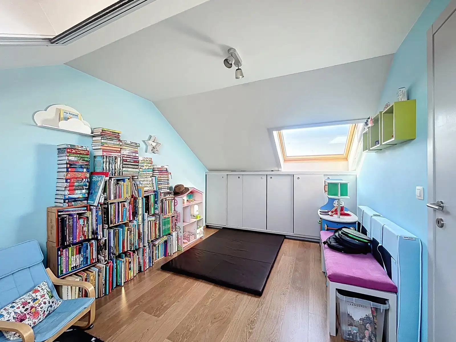 Rustig gelegen, energiezuinige HOB met 4 SLPK én tuin! foto 17