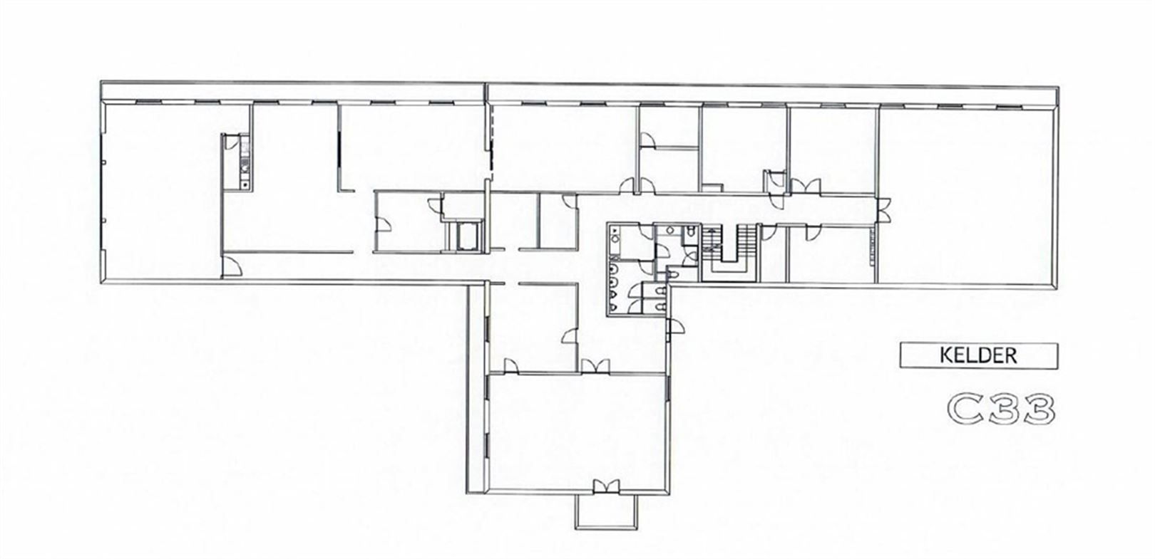 Multifunctioneel kantoorgebouw met veel parking te Houthalen foto 17