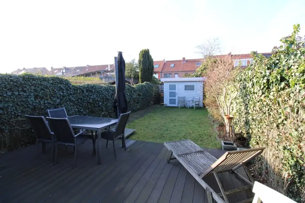 Prachtige instapklare woning gelegen in de wijk Bloemendaal  foto 22