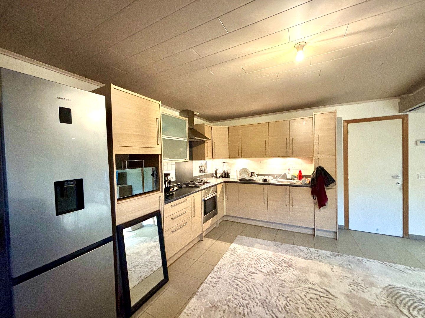 APPARTEMENT MET 2 RUIME SLPKS EN GUNSTIG EPC foto 3