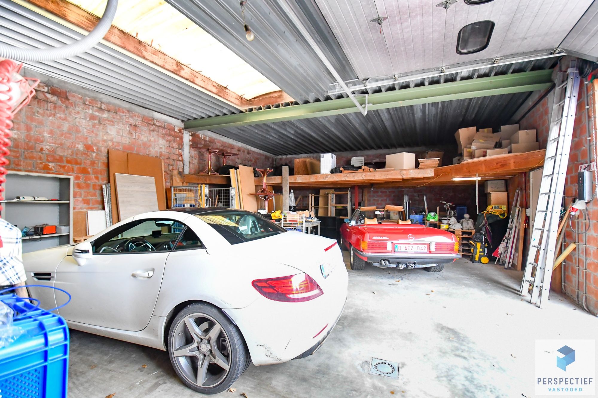 Statige ruime villa met loods en ingerichte studio in een rustige omgeving foto 22