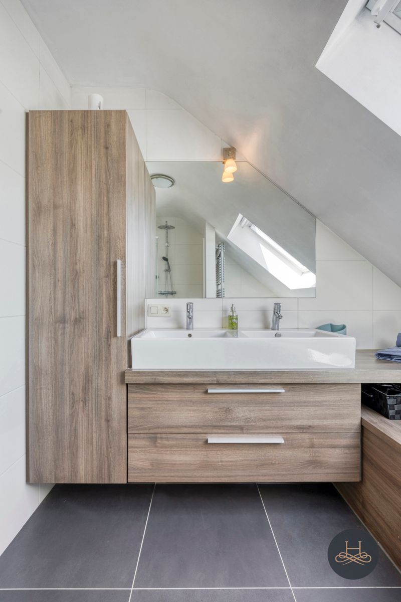 Rustig gelegen, zuinige, moderne open woning met ruime tuin foto 20