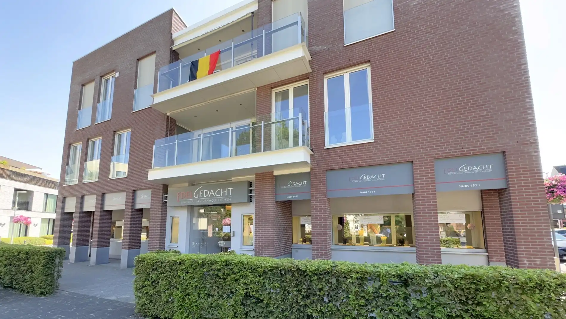 Commerciële ruimte te huur Kerkplein 7 - - 9840 Nazareth-De Pinte