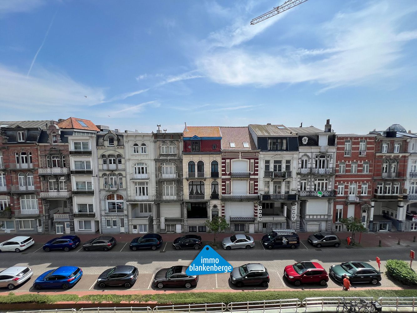 Te Renoveren 1 Slaapkamer Appartement met Zuidoost Gericht Terras en Zolder foto 17