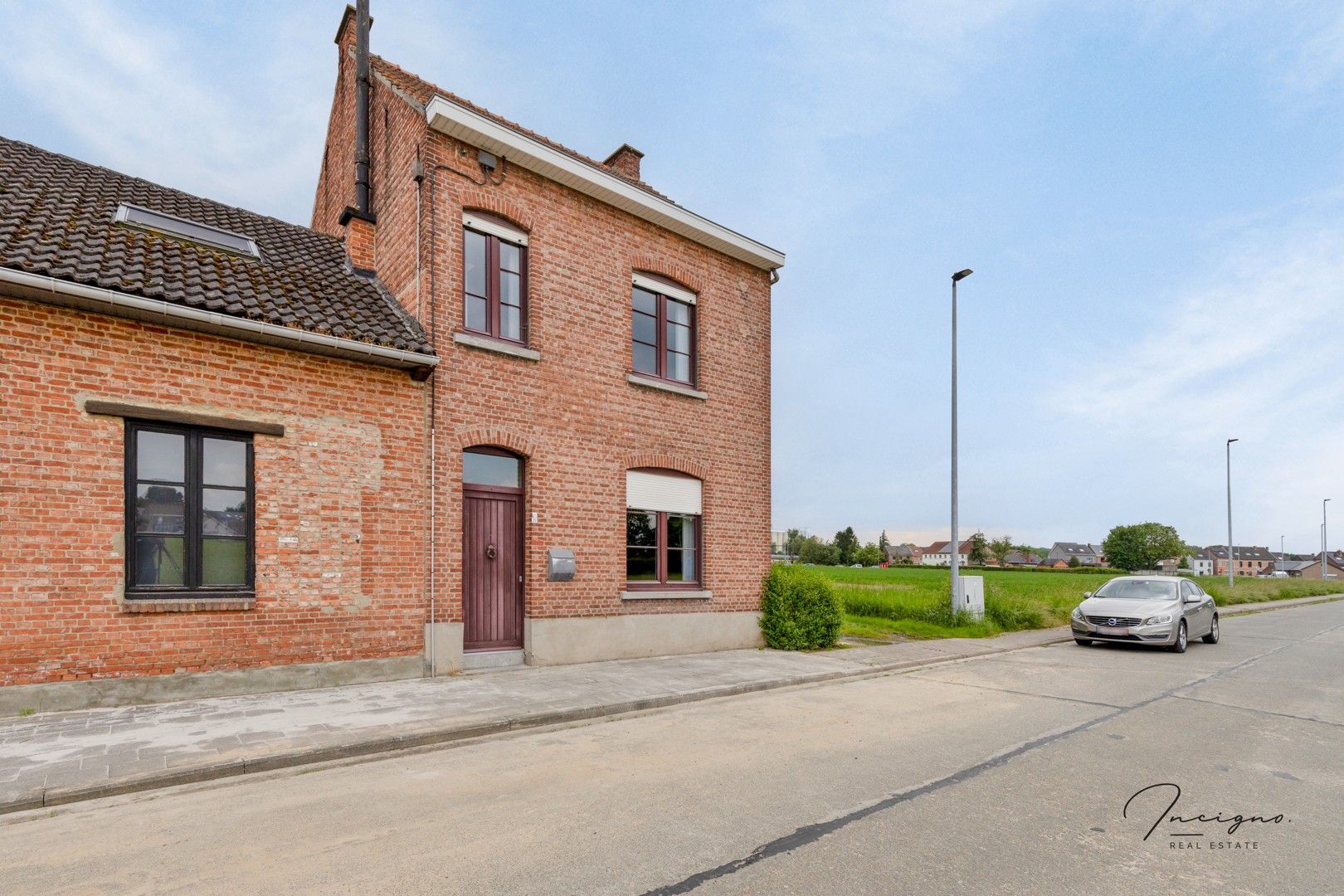 Karaktervolle renovatie woning met veel potentieel foto 3