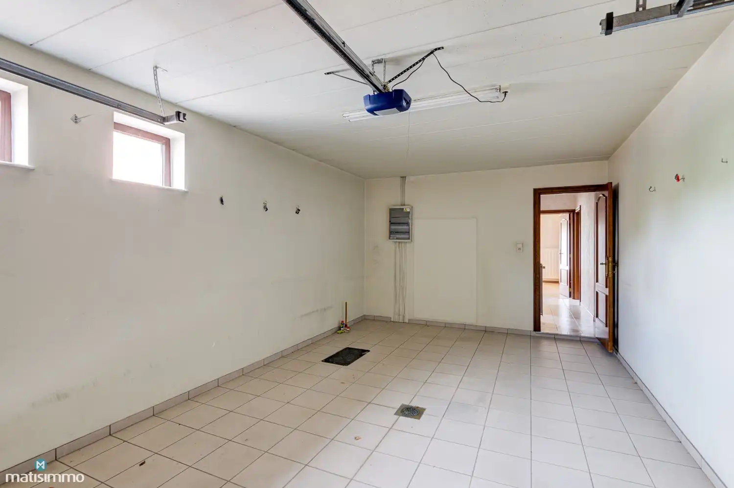 MEERSGEZINSWONING (2 APP.) MET 2 GARAGES, KELDER, ZOLDER EN RUIME TUIN IN MUNSTERBILZEN foto 45